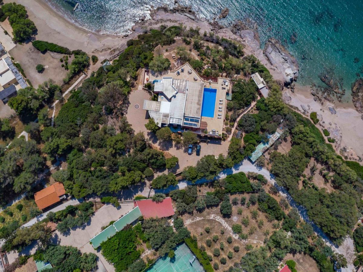 Black Diamond Beachfront Pool Villa Pasithea In Sounio, Athens Szúnio Kültér fotó