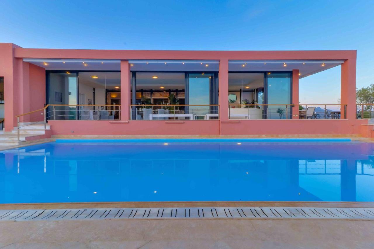 Black Diamond Beachfront Pool Villa Pasithea In Sounio, Athens Szúnio Kültér fotó
