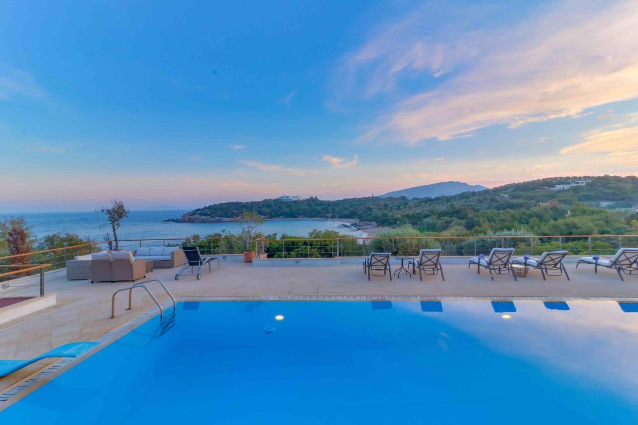Black Diamond Beachfront Pool Villa Pasithea In Sounio, Athens Szúnio Kültér fotó