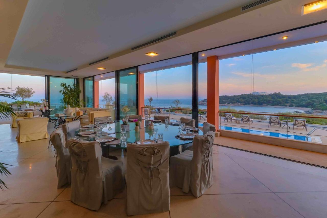 Black Diamond Beachfront Pool Villa Pasithea In Sounio, Athens Szúnio Kültér fotó