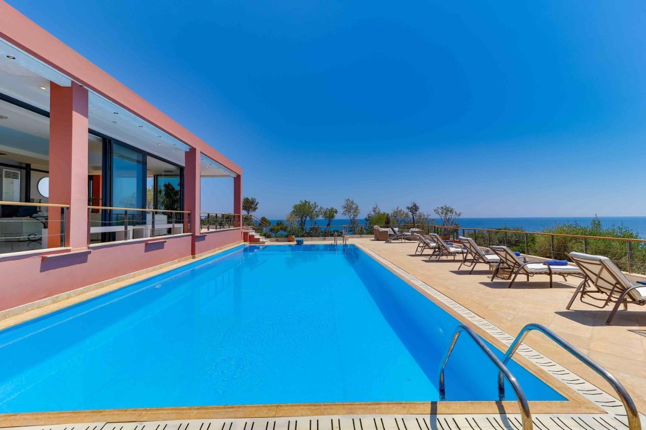 Black Diamond Beachfront Pool Villa Pasithea In Sounio, Athens Szúnio Kültér fotó
