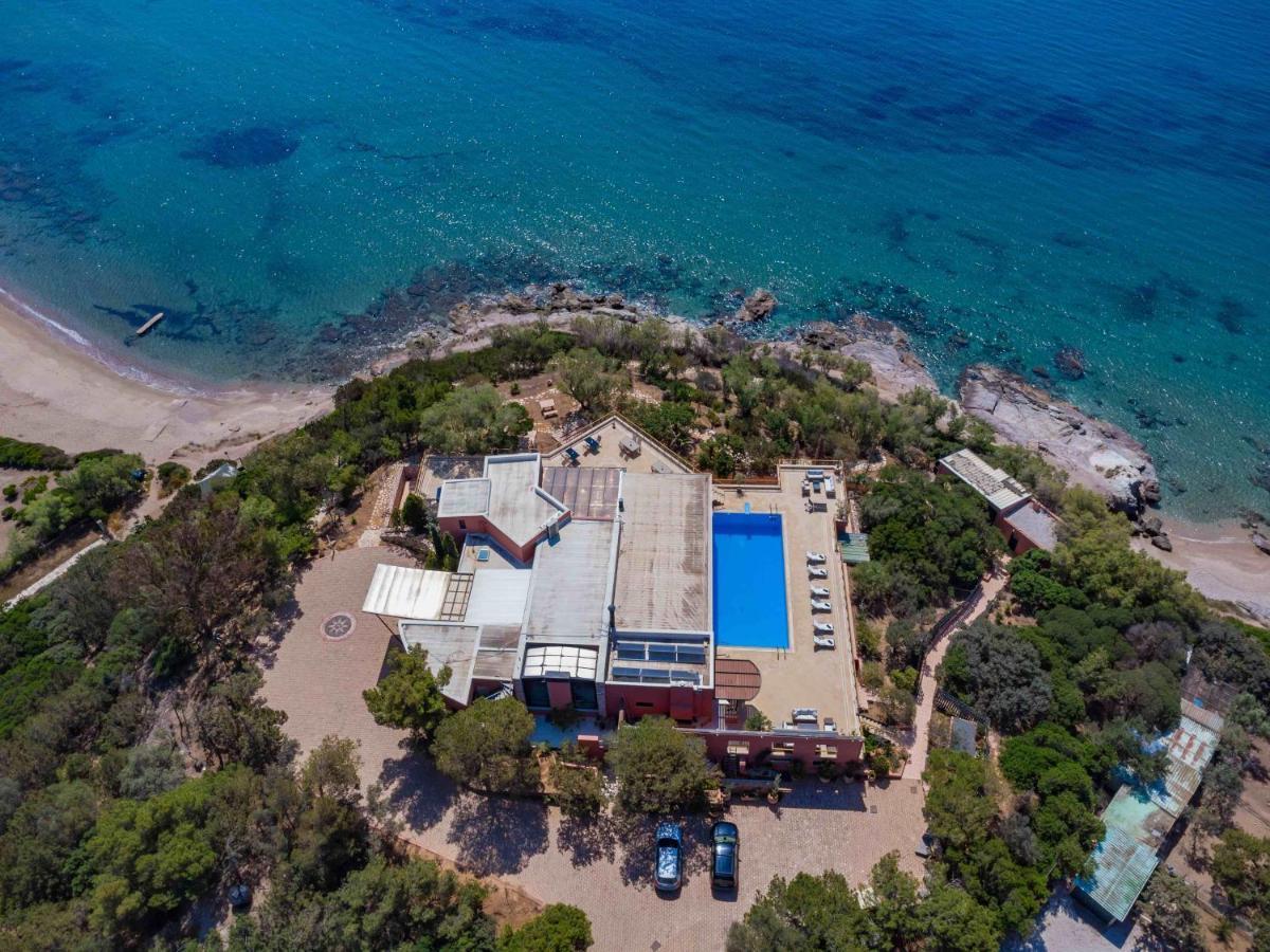 Black Diamond Beachfront Pool Villa Pasithea In Sounio, Athens Szúnio Kültér fotó