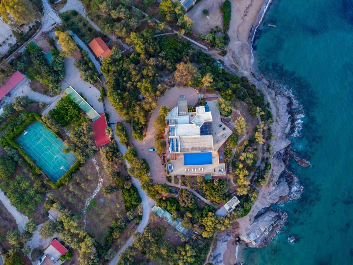 Black Diamond Beachfront Pool Villa Pasithea In Sounio, Athens Szúnio Kültér fotó