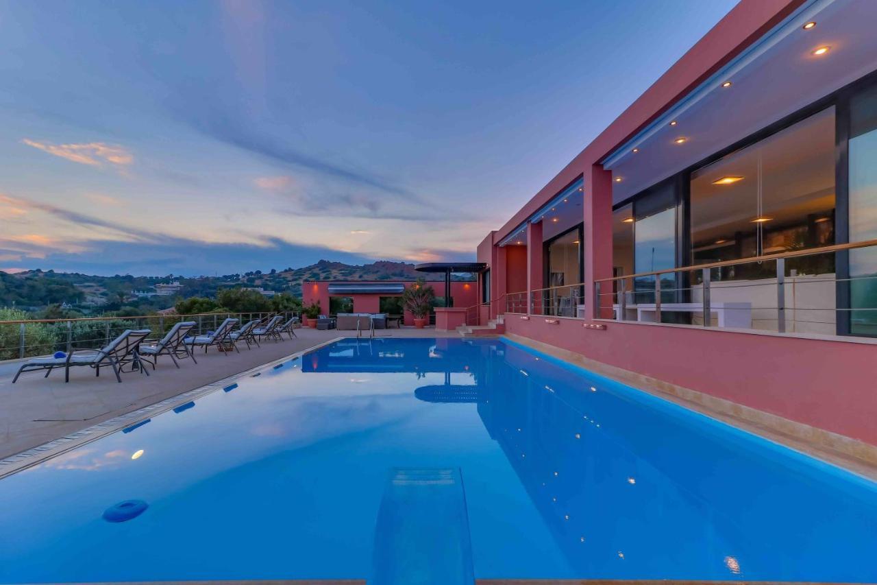 Black Diamond Beachfront Pool Villa Pasithea In Sounio, Athens Szúnio Kültér fotó