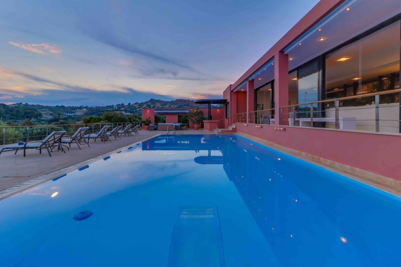 Black Diamond Beachfront Pool Villa Pasithea In Sounio, Athens Szúnio Kültér fotó